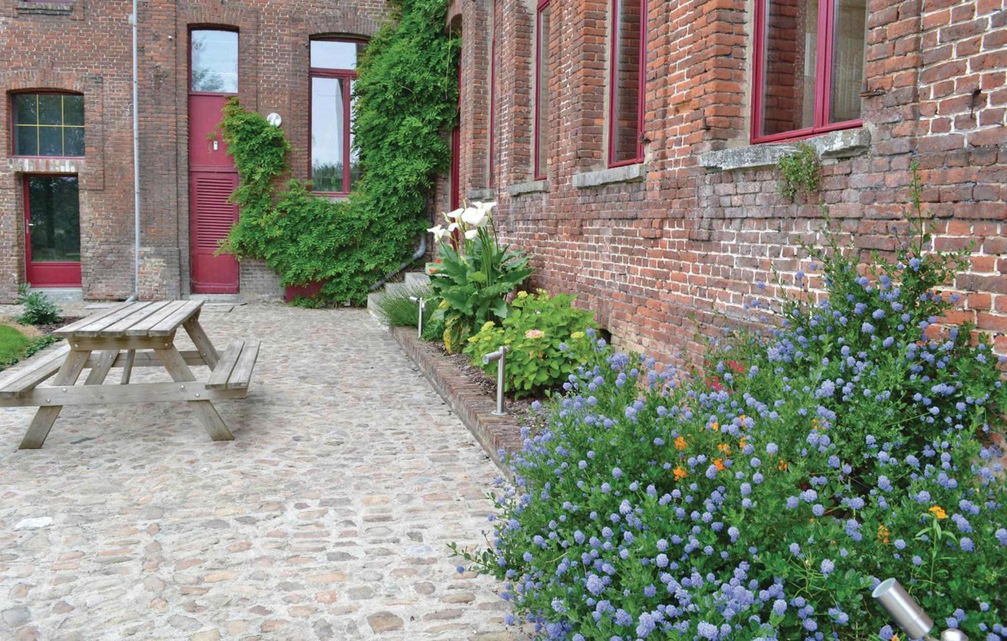 Pet Friendly Home In Quiestede With Kitchen Extérieur photo